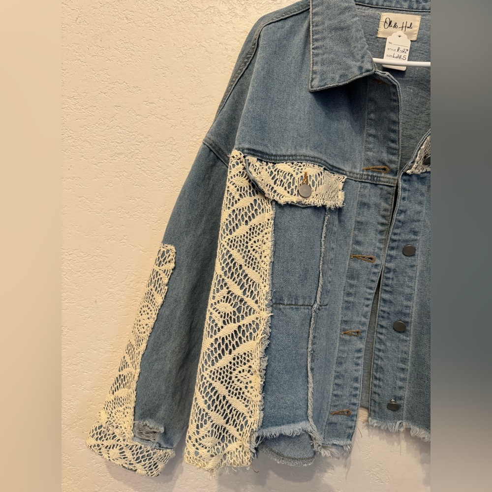 Oli & Hali Blue Jean Jacket with Unique Pattern and Frayed Hem - Picture 16 of 16
